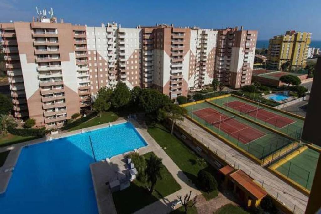 Apartamento Con Gran Piscina De Temporada A 200 Metros De La Playa Canet d'En Berenguer Exterior photo